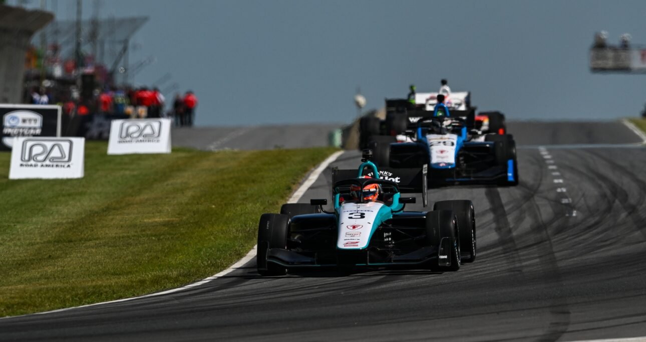 Ricardo Escotto Debuta en Road America con un 13er Lugar y suma puntos en INDY NXT