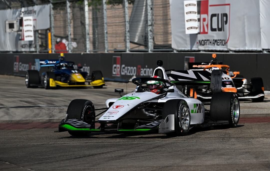 Ricardo Escotto remonta en Arlington y se mete al Top 12 general de la INDY NXT